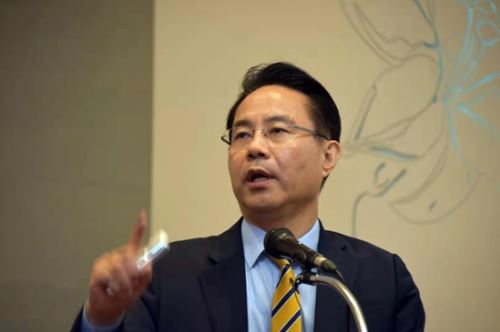 “中美贸易纷争给韩中经济关系带来的影响和探索应对方案”主题论坛在韩国首尔举行 “中美贸易纷争给韩中经济关系带来的影响和探索应对方案”主题论坛在韩国首尔举行
