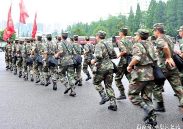 李彤河诗歌《赞援鄂白衣战士》《纪念碑》 李彤河诗歌《赞援鄂白衣战士》《纪念碑》