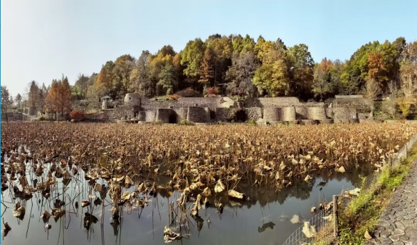 乐那石谷：那里的石头会唱歌