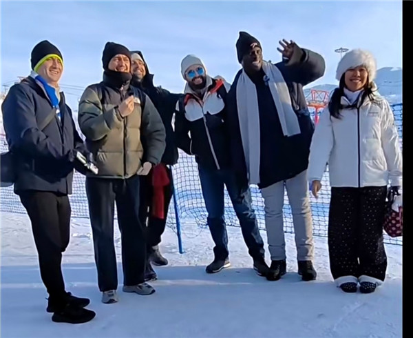 金山银水间： 阿勒泰的生命韧性与人文交响